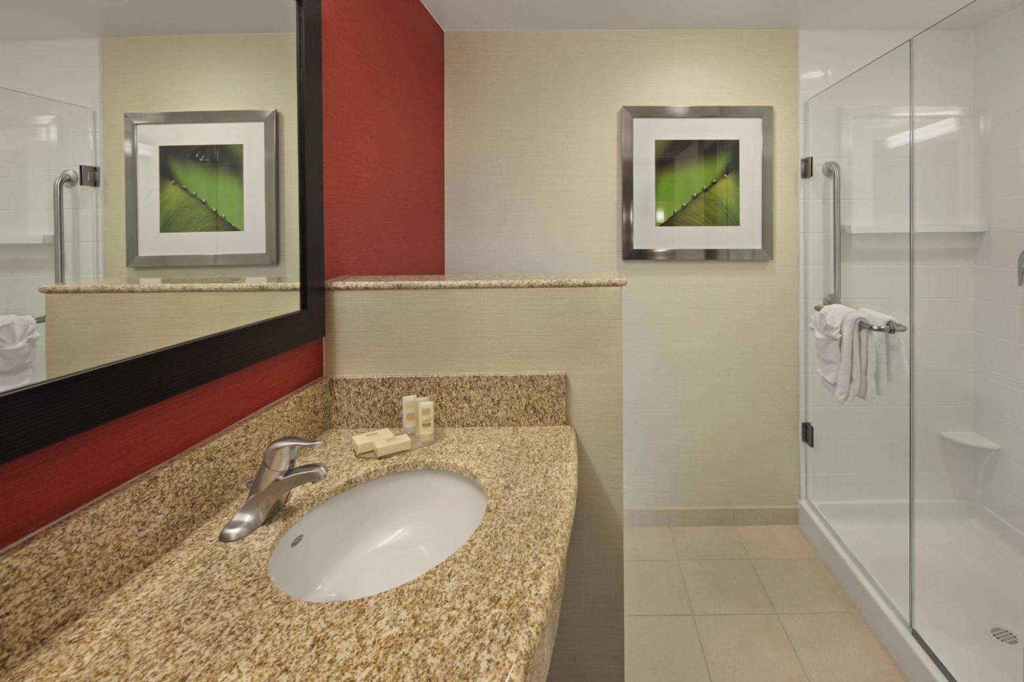 Courtyard Philadelphia Coatesville Exton Екстериор снимка